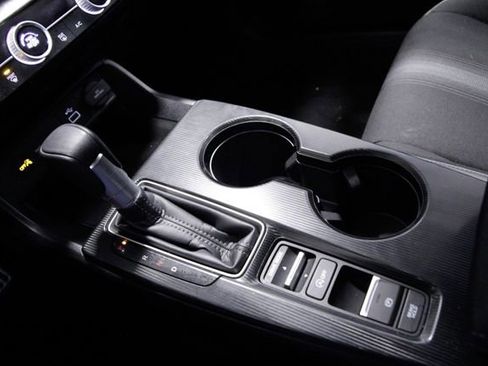 Certified 2024 Honda Civic Sport image 27