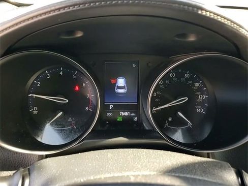 Used 2019 Toyota C-HR LE image 17