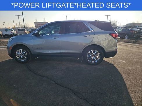 Used 2023 Chevrolet Equinox LT image 12
