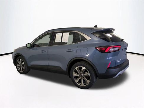 Used 2023 Ford Escape Platinum w/ Premium Technology Package image 7