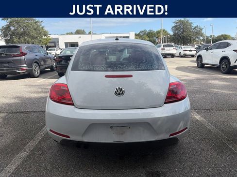 Used 2015 Volkswagen Beetle 1.8T FWD image 2