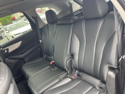 Used 2024 Acura MDX SH-AWD w/ Technology Package image 10