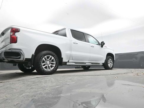 Used 2025 Chevrolet Silverado 1500 LT image 32