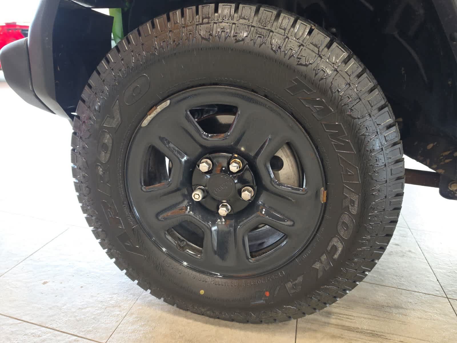 Used 2018 Jeep Wrangler Unlimited Sport AWD/4WD image 17