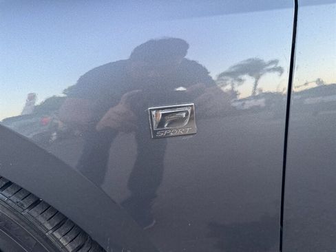 Used 2024 Lexus IS 300 F Sport RWD image 7