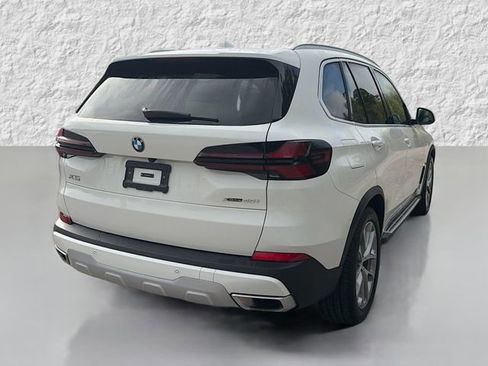 Used 2025 BMW X5 xDrive40i image 3