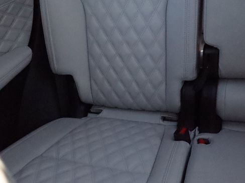 Used 2025 Mitsubishi Outlander SEL AWD/4WD image 13