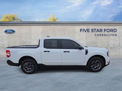 Certified 2025 Ford Maverick XLT w/ XLT Luxury Package image 9