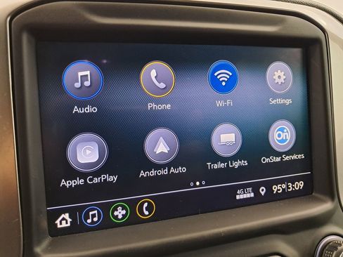 Used 2019 Chevrolet Silverado 1500 RST image 21