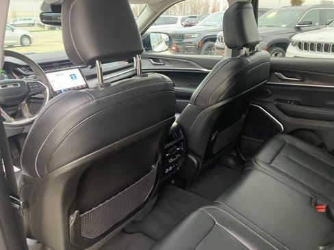 Used 2022 Jeep Grand Cherokee Limited 4xe image 21