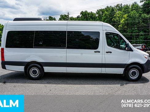 Used 2025 Mercedes-Benz Sprinter 2500 image 8