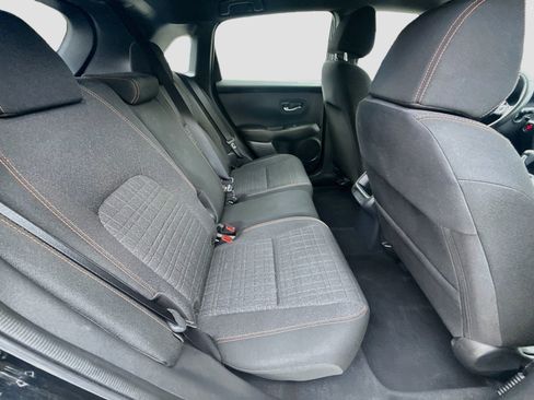 Certified 2026 Honda HR-V Sport image 27