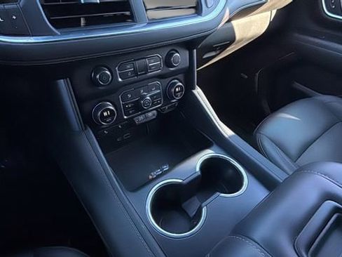 Certified 2023 Chevrolet Tahoe Z71 w/ Luxury Package image 14