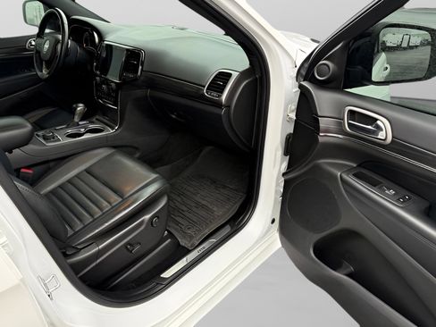 Used 2021 Jeep Grand Cherokee Limited X image 17