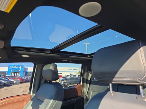 Used 2022 Ford F150 Lariat w/ Equipment Group 502A High image 30