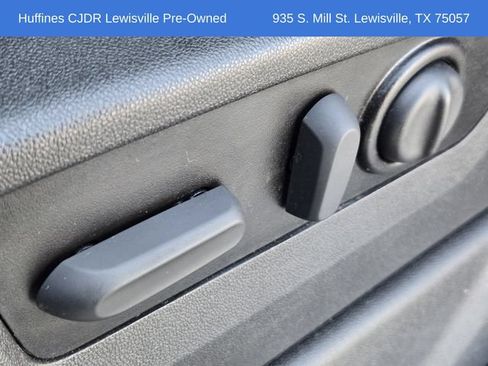 Used 2021 Chevrolet Silverado 1500 LT Trail Boss w/ Bed Protection Package AWD/4WD image 33