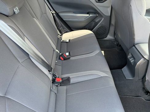 Used 2025 Subaru Crosstrek 2.0i Premium AWD/4WD image 18