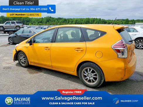 Used 2016 Toyota Prius V Two FWD image 3