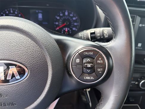 Used 2020 Kia Soul GT-Line FWD image 14