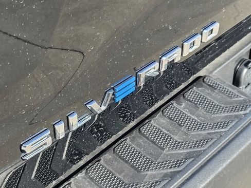 New 2026 Chevrolet Silverado EV LT image 8