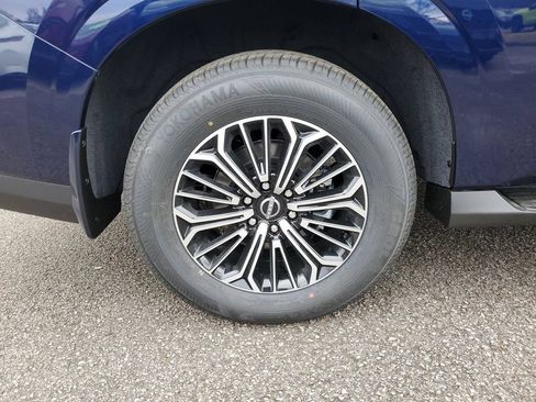 New 2026 Nissan Armada Platinum AWD/4WD image 5