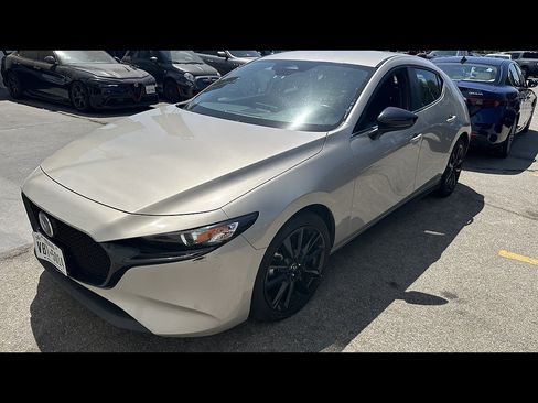 Used 2024 MAZDA MAZDA3 s FWD image 2