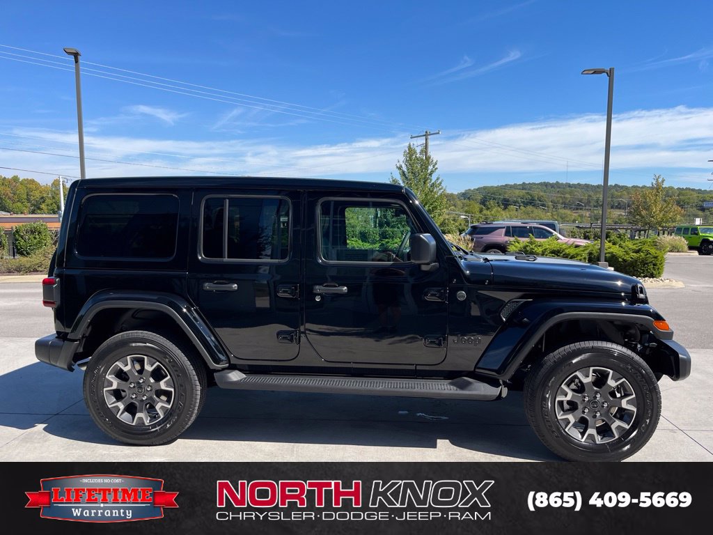 New 2027 Jeep Wrangler Unlimited Sahara AWD/4WD image 21