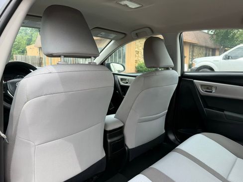 Used 2017 Toyota Corolla LE image 16