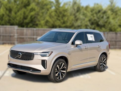New 2026 Volvo XC90 T8 Core w/ Protection Package Premier AWD/4WD image 3