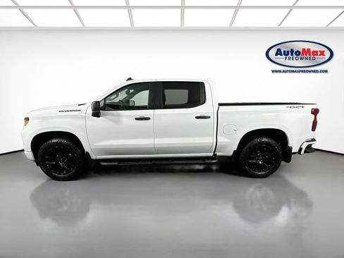 Used 2024 Chevrolet Silverado 1500 Custom image 4