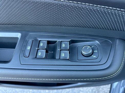 New 2026 Volkswagen Atlas SE image 38