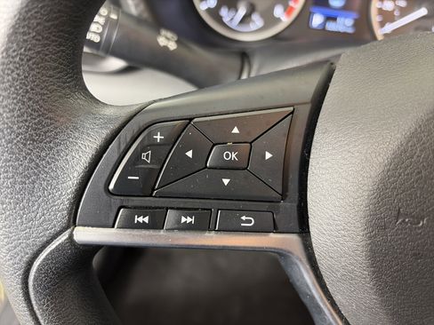 Used 2021 Nissan Sentra S FWD image 28