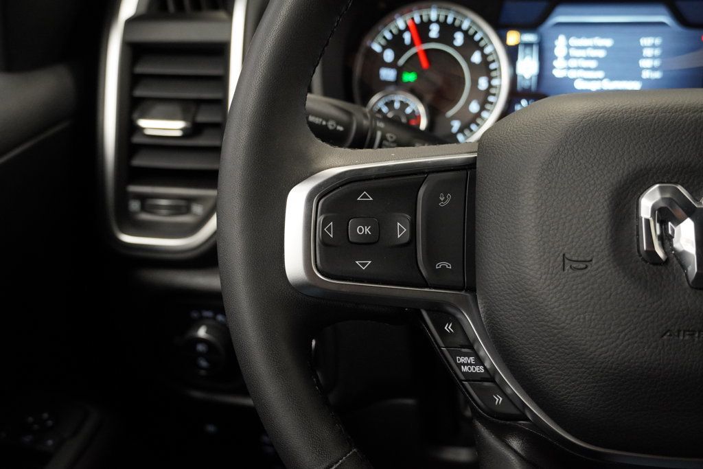 Used 2025 RAM 1500 Big Horn AWD/4WD image 29