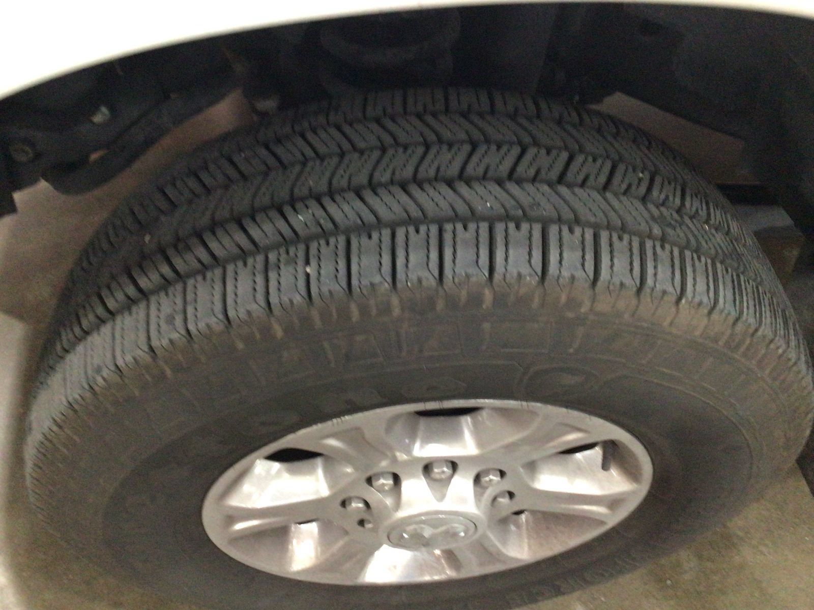 Used 2025 RAM 2500 Big Horn AWD/4WD image 2