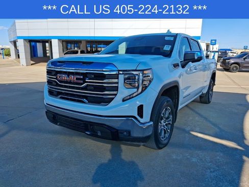 Used 2025 GMC Sierra 1500 SLT image 4