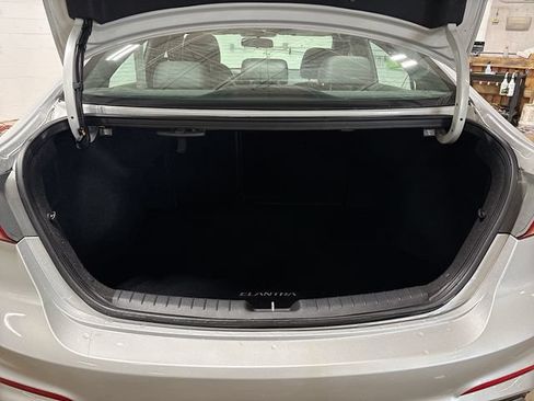 Used 2018 Hyundai Elantra Sport w/ Cargo Package FWD image 19