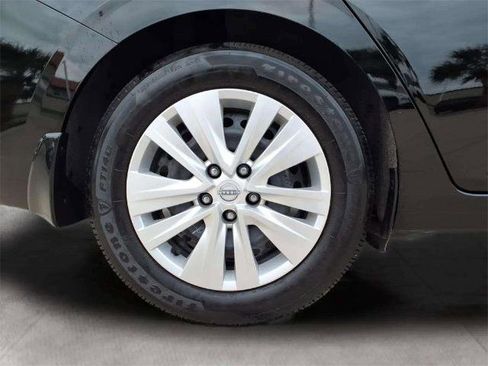 Certified 2024 Nissan Sentra S image 20