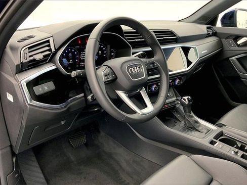 Certified 2025 Audi Q3 2.0T Premium w/ Convenience Package image 14