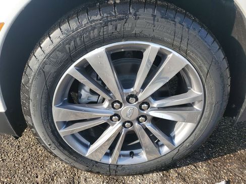 New 2025 Cadillac XT5 Premium Luxury w/ LPO, Floor Liner Package image 33