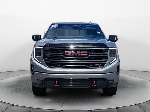 Used 2025 GMC Sierra 1500 AT4 w/ AT4 Premium Package AWD/4WD image 2