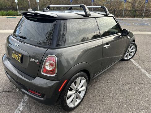 Used 2012 MINI Cooper S image 4