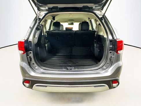 Used 2019 Mitsubishi Outlander SEL image 20