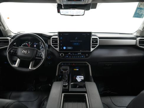 Used 2023 Toyota Tundra Limited AWD/4WD image 15