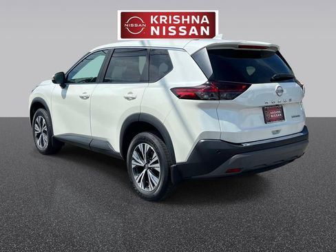 Used 2023 Nissan Rogue SV AWD/4WD image 5
