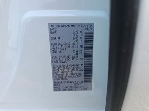 Used 2024 Nissan Frontier SL w/ Technology Package image 28