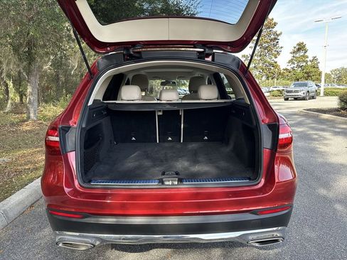 Used 2019 Mercedes-Benz GLC 300 image 28