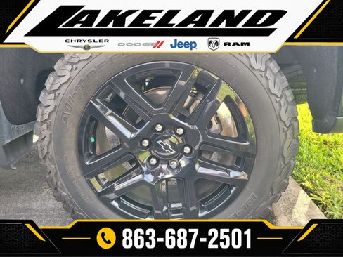 Used 2024 Chevrolet Silverado 1500 Custom AWD/4WD image 8