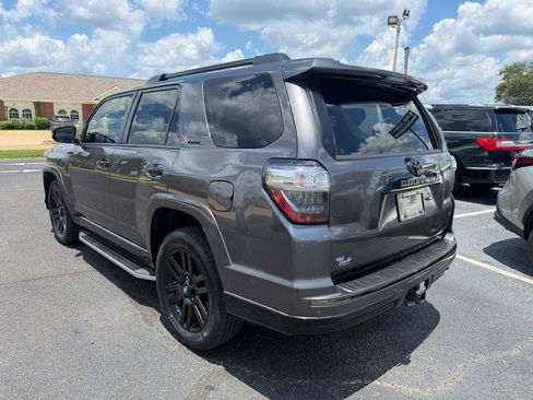 Used 2019 Toyota 4Runner Limited RWD image 6
