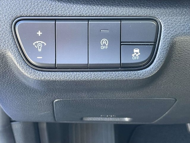 Certified 2024 Kia Seltos S FWD image 18