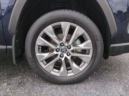 Used 2024 Toyota RAV4 XLE Premium FWD image 11